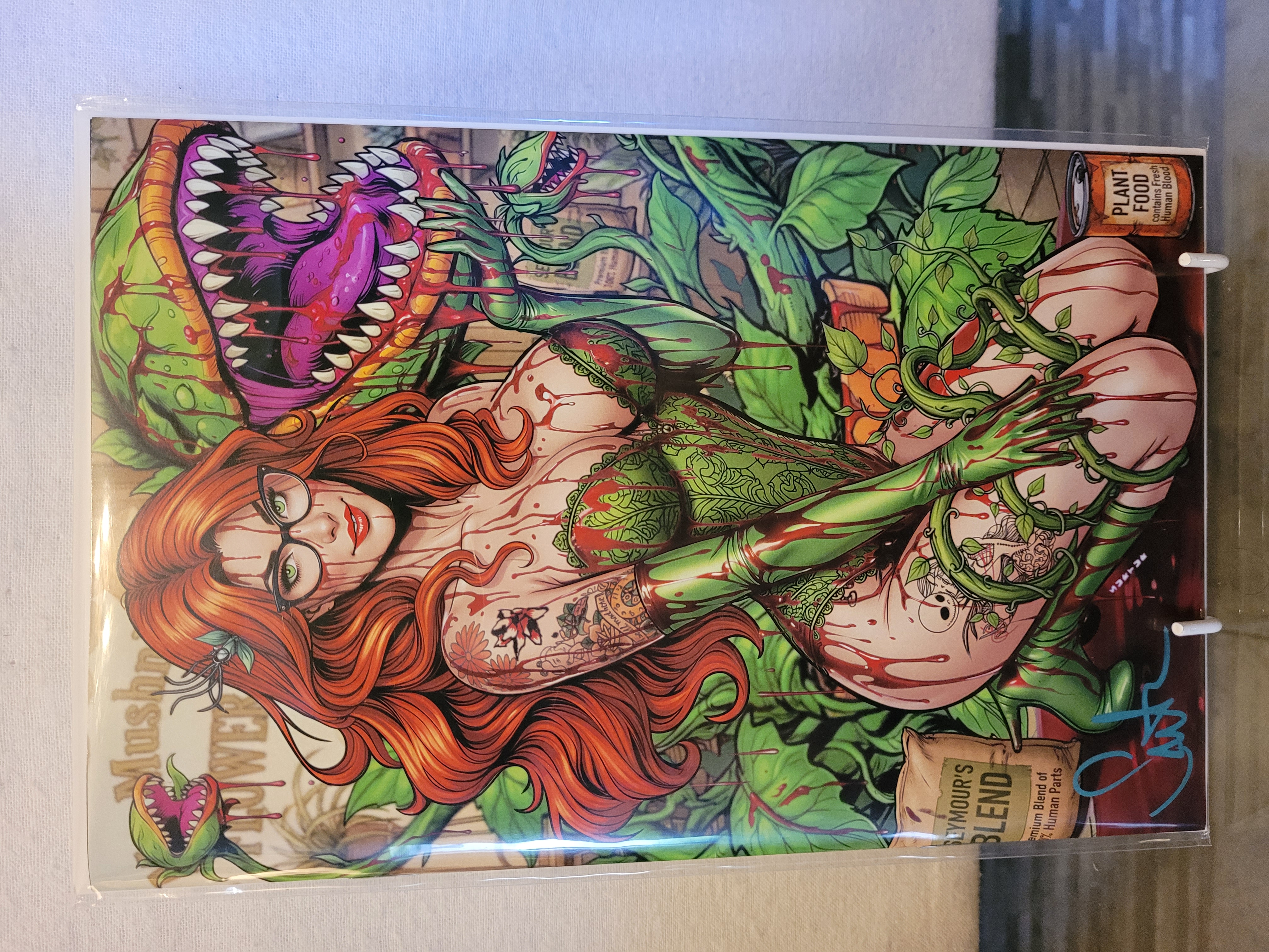 Fright Weaver Preview Exclusive Poison Ivy Bloody nice signed by Surtur comes with COA